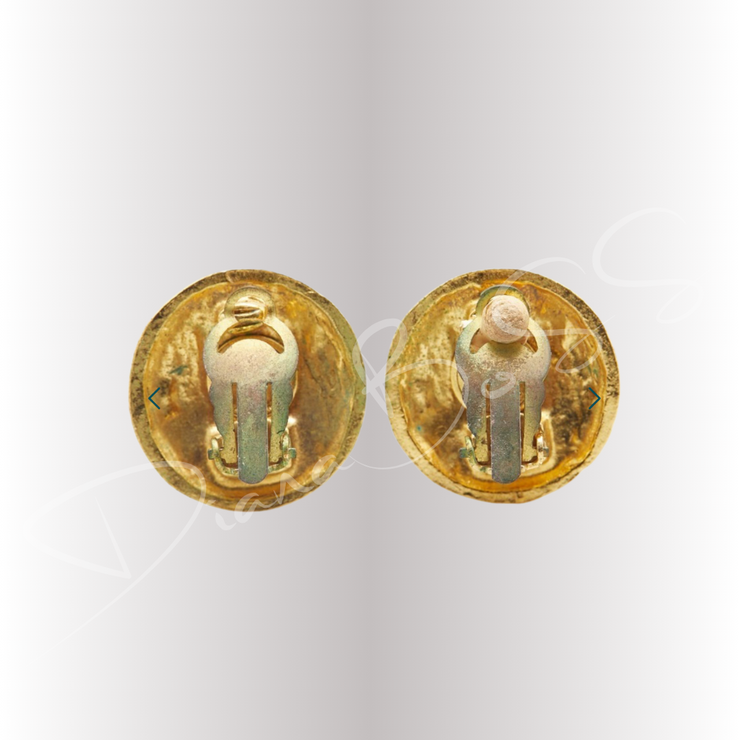 CHANEL Coco Mark Vintage Clip-Ons Earrings - Gold Plated